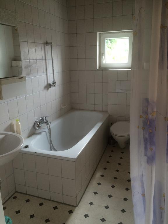 Zur Krone Wolfsegg Esterno foto